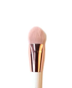 Amor Us Luxe Basics - 211 4D-Foundation Brush