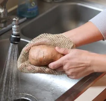 Vegetable Scrubber Mitt